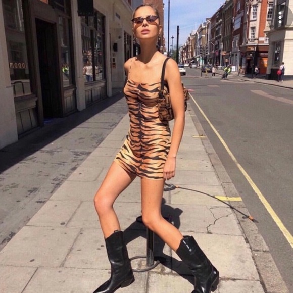 The Christy dress - tiger print - Picture 1 of 5